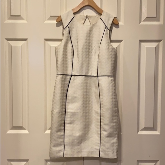 H&M Dresses & Skirts - H & M cream dress